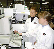 ivd.jpg (27 418 bytes)